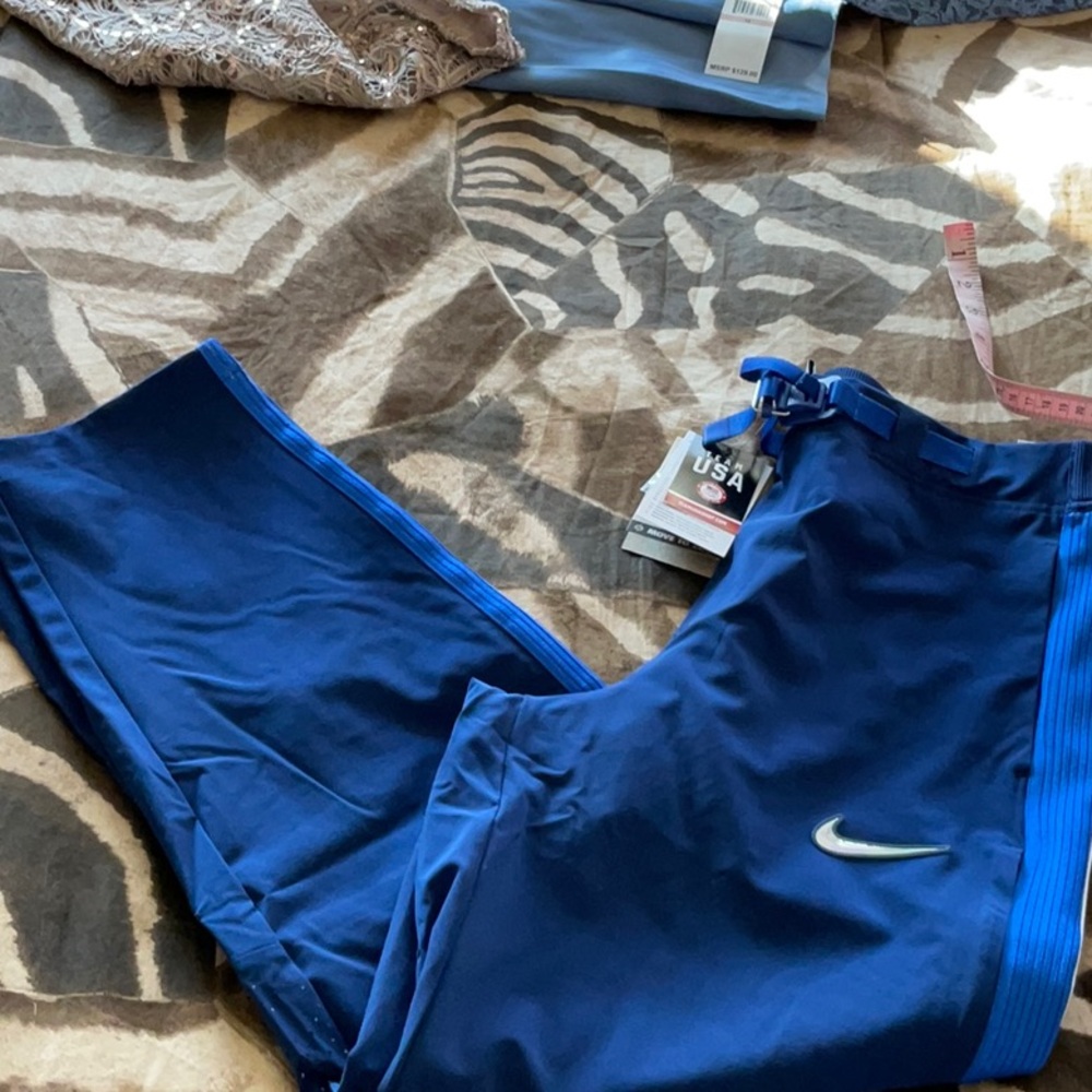 NIKE WOMENS TEAM USA PODIUM PANTS COLOR BLUE VOID MEDIUM AND LARGE - Picture 6 of 16